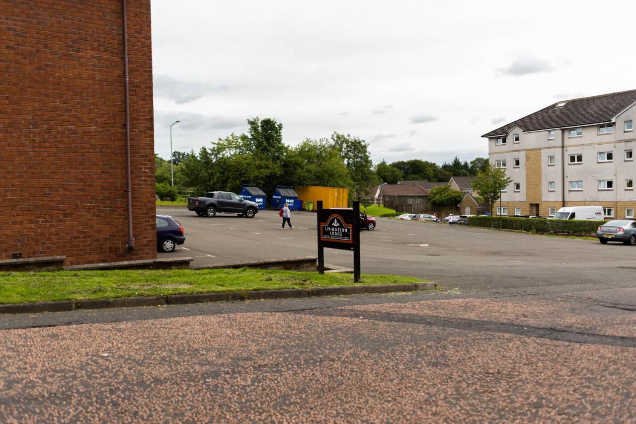 Livingston Lodge Hotel Exterior foto